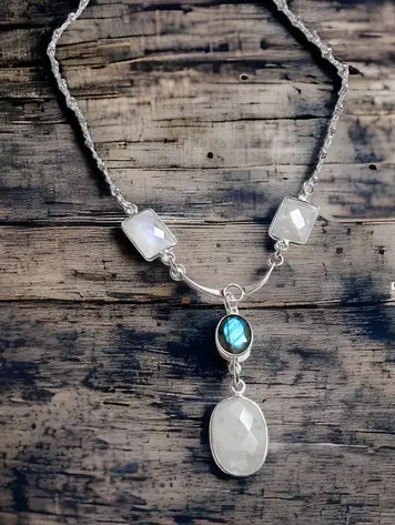 Raza Necklace