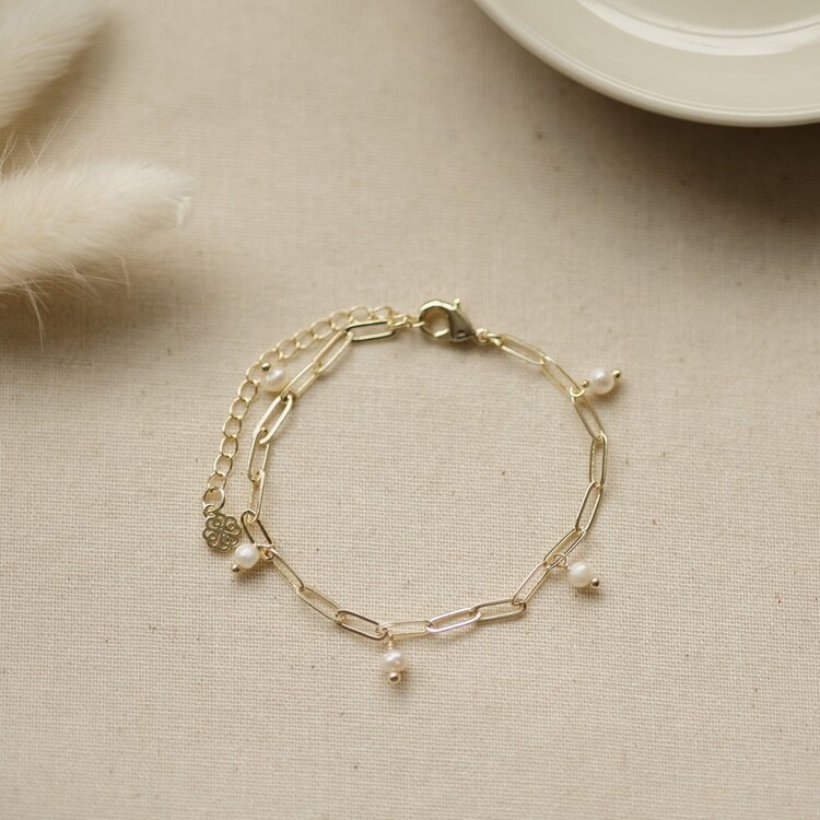 Beatrice Anklet White Pearl