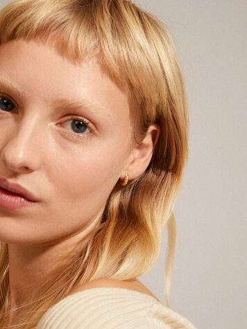 CARLA huggie hoop earrings