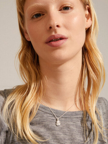 CARLA pendant necklace