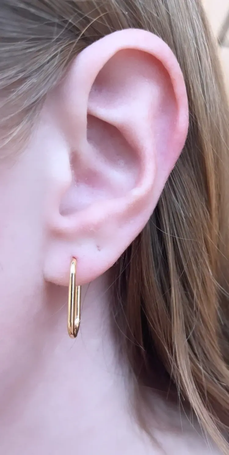 Radiant Pavé Paperclip Huggies