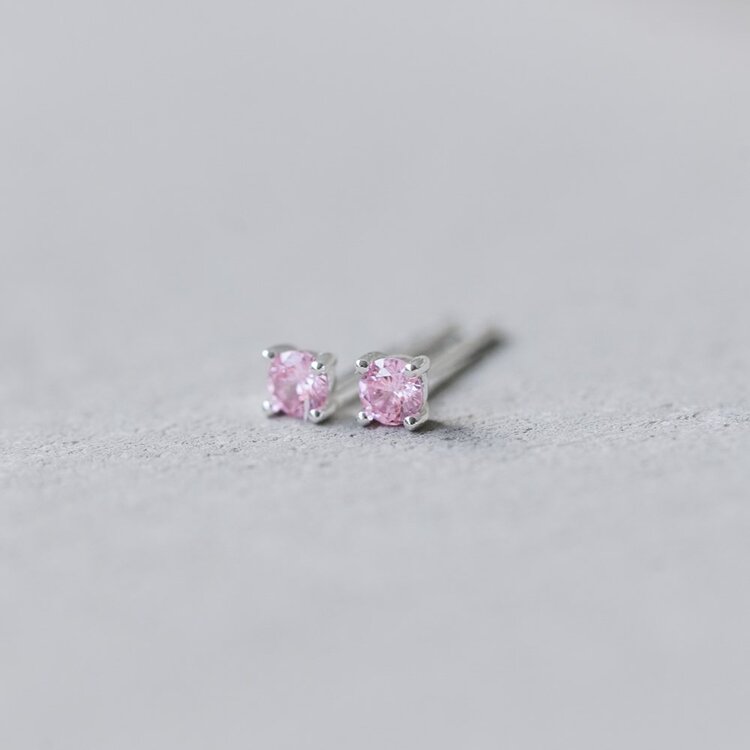 Shimmer Studs