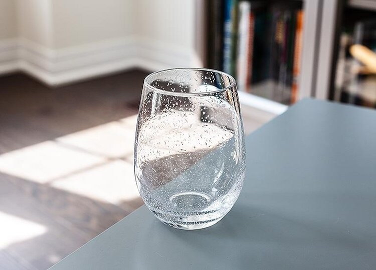 Seeded Stemless Wine Glass