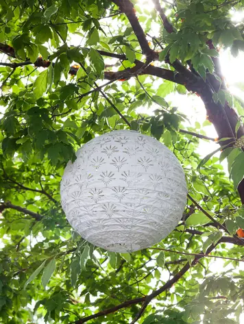 Soji Stella Deco Globe 12" Solar Lantern