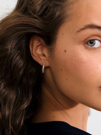 Tatum Medium Crystals Hoop 18 mm