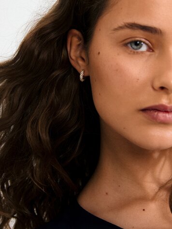 Tatum Small Crystals Hoop 14 mm