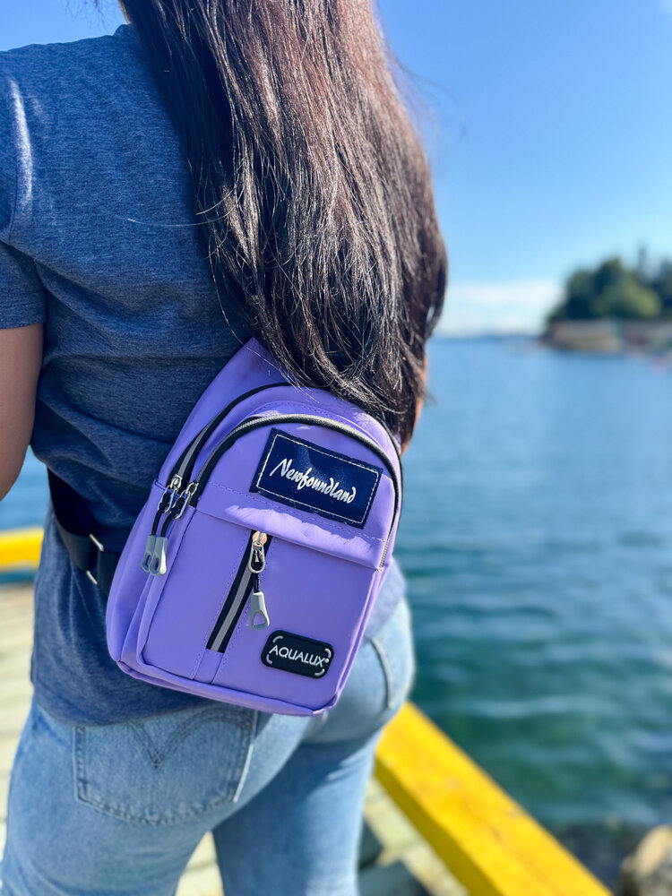 Newfoundland Water-Resistant Sling Bag