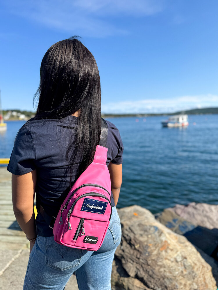Newfoundland Water-Resistant Sling Bag