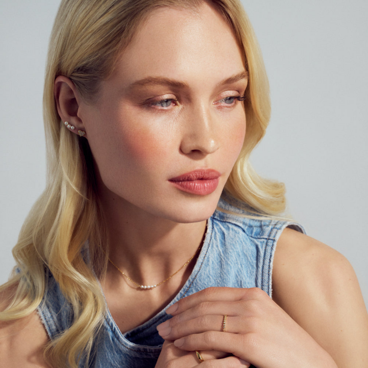 Perla Cinque Necklace