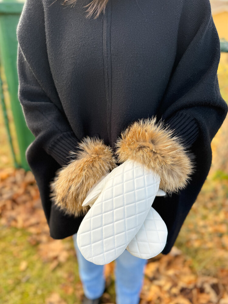 Ivory Quilted Leather Mittens