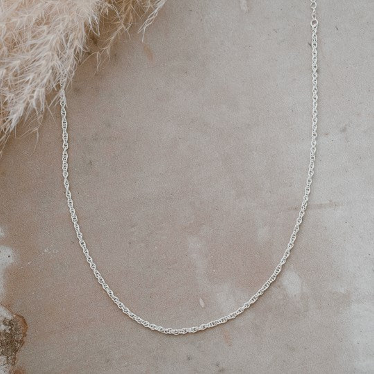Lola Layering Chain
