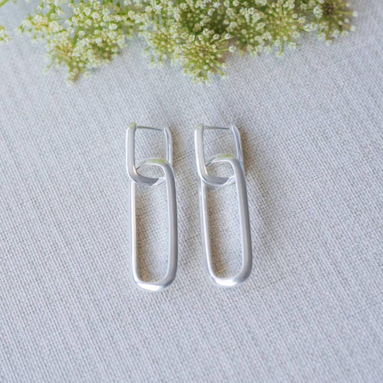 Twofold Short Earrings