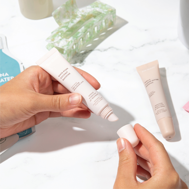 White Pitaya Coconut Smoothie Lip Treatment Winter