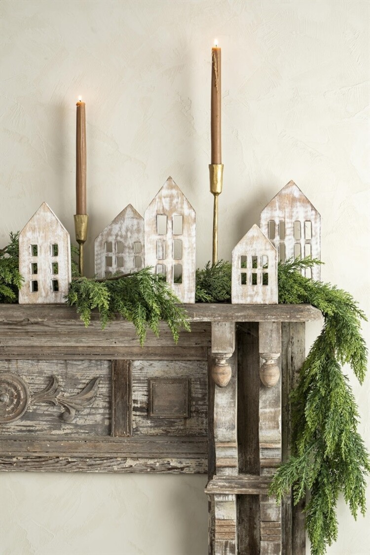 Whitewash Wooden Winter House set 5