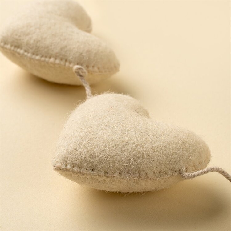 Cream Heart Felt Garland