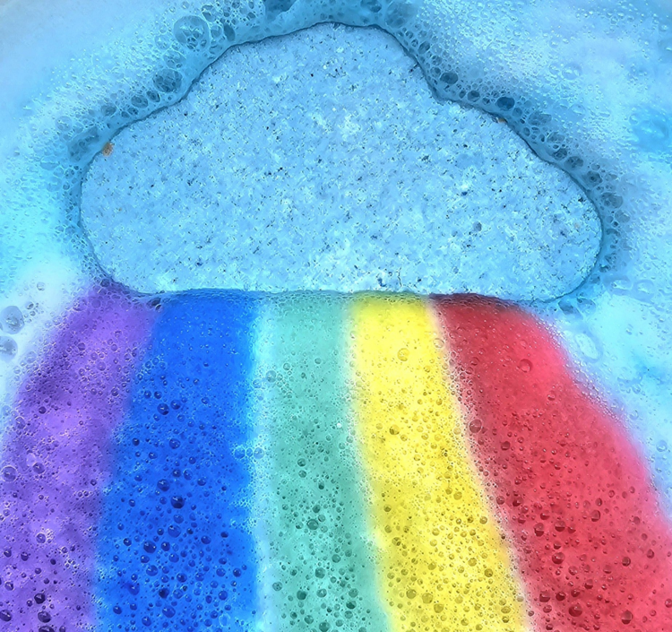 The Cloud Bubble Bath Bomb