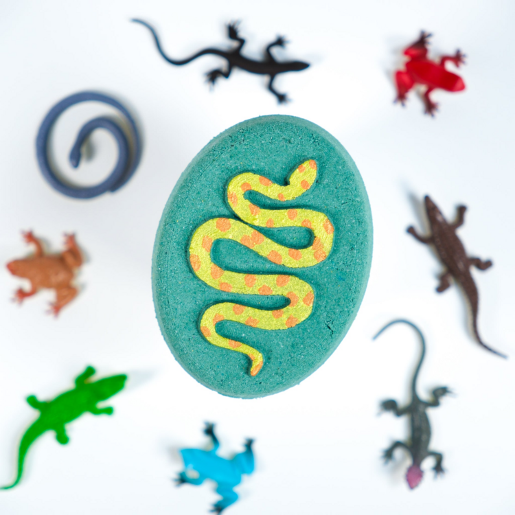 Reptile Bath Bomb with Toy