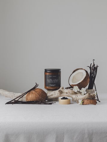 Vanilla Velour Wooden Wick Candle