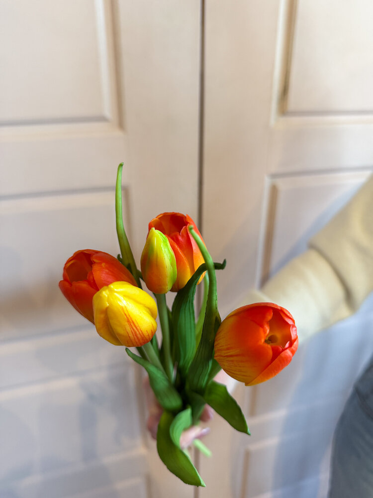 Fresh Touch Large Tulip Bundle Orange