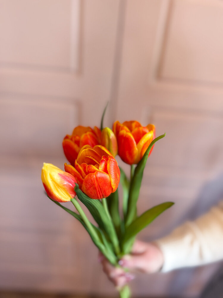 Fresh Touch Late Tulip Bundle Orange