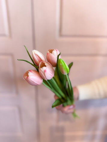 Fresh Touch Large Tulip Bundle Pink