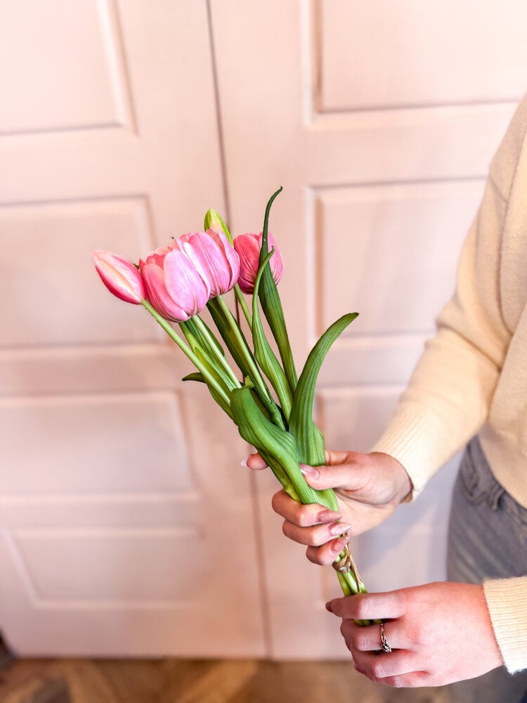 Fresh Touch Late Tulip Bundle Pink