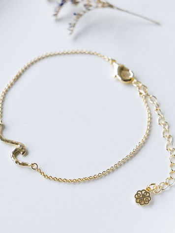 Tiny Wave Anklet