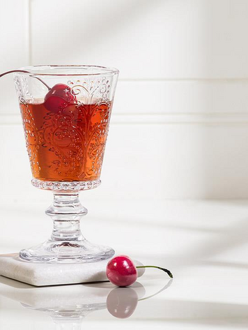 Lacework Pattern Wine Glass