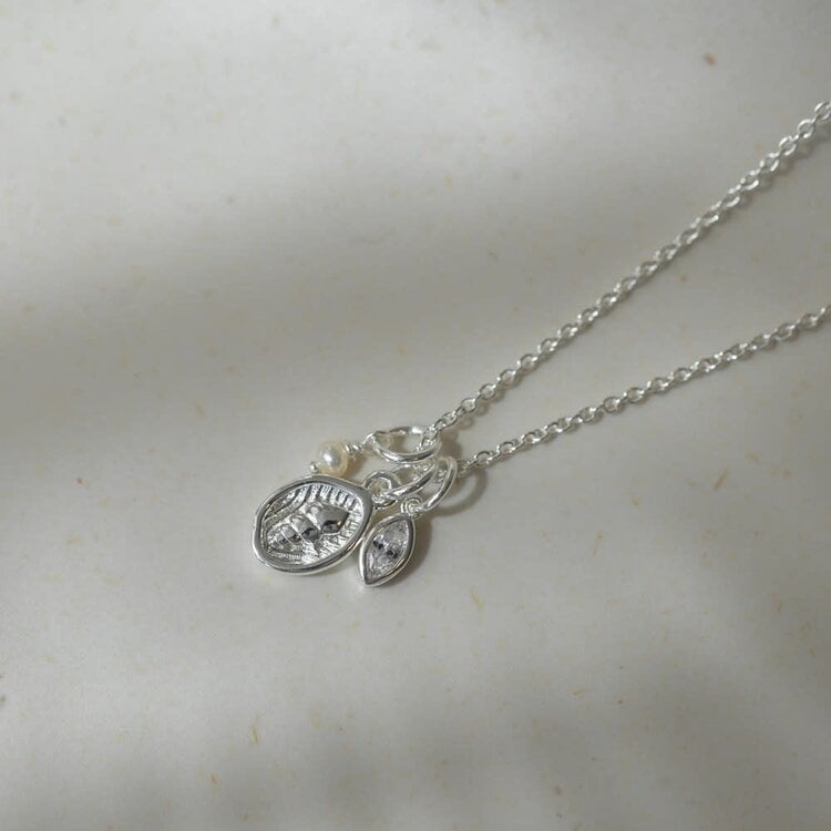 Drift Necklace