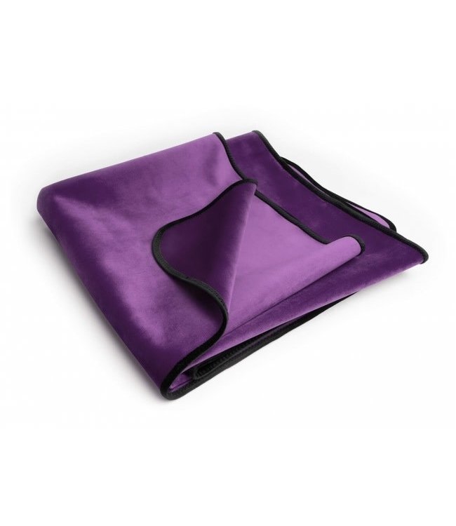 Liberator Fascinator Throw