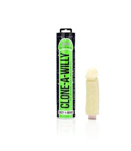 Clone-A-Willy Clone-A-Willy Vibrator Kit - Glow-in-the-Dark Green