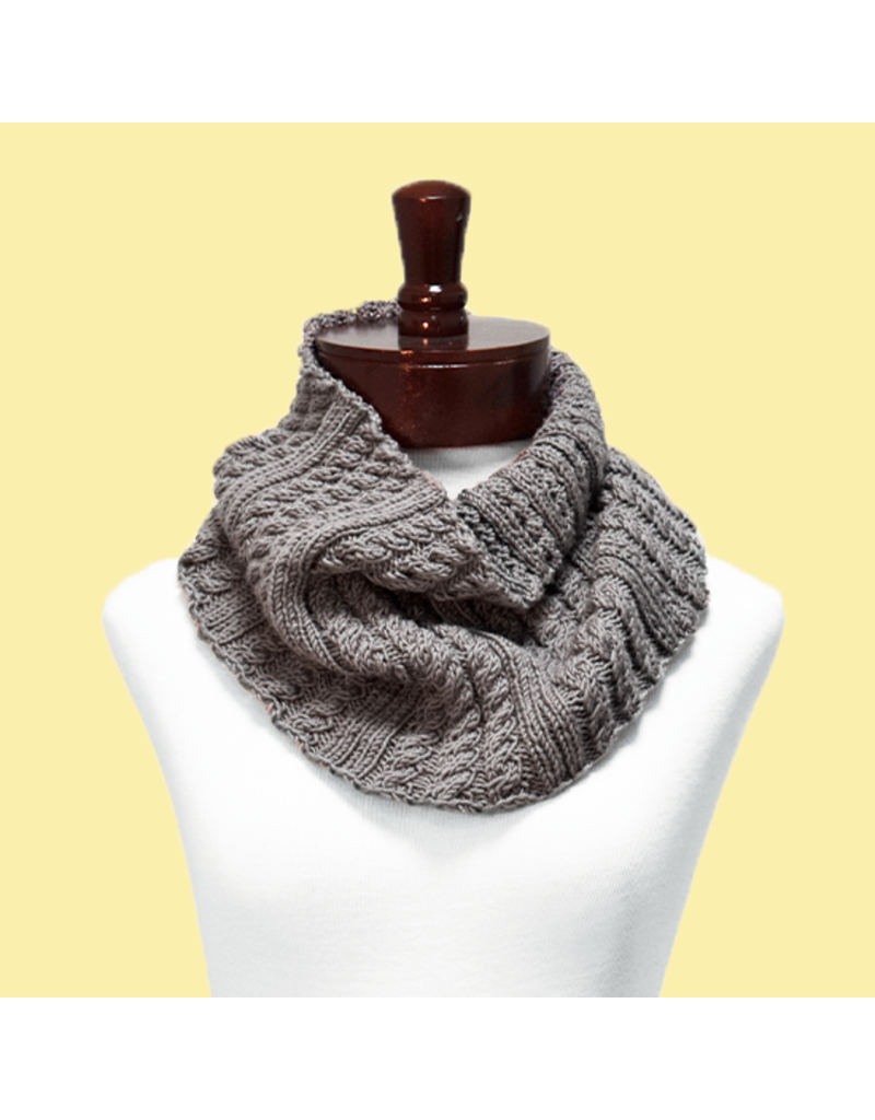 Mondial Italy Pattern Cabled Cowl, Cashmirette Gold