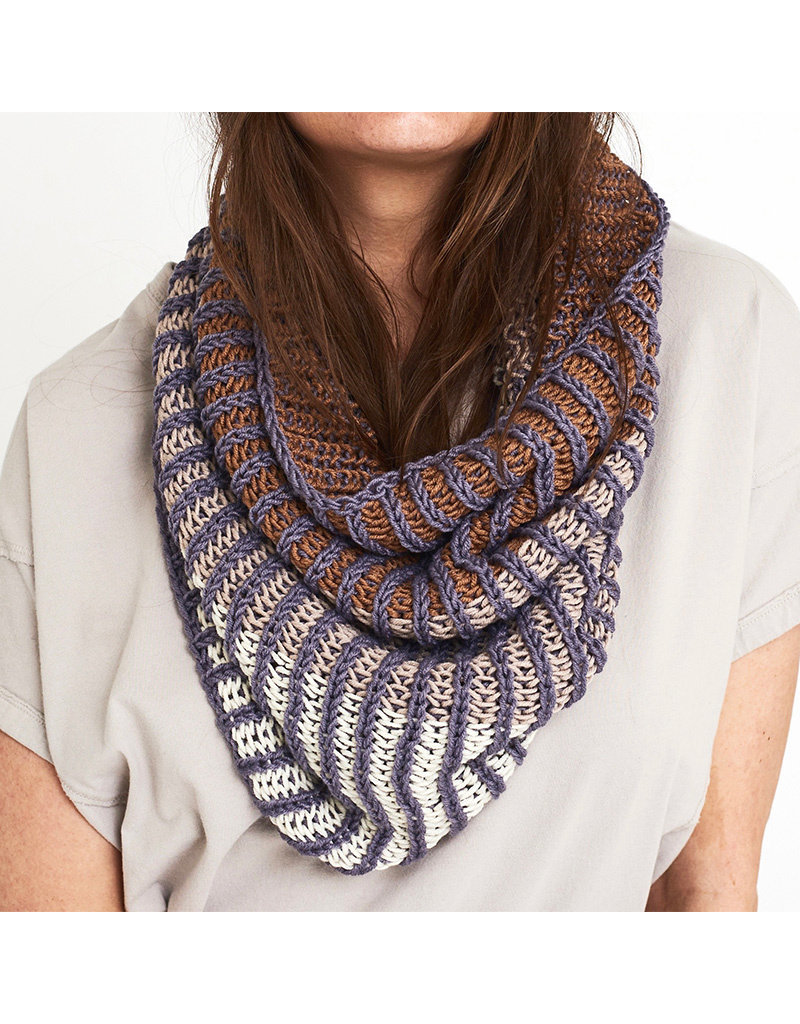 Lion Brand Gradient Ribbed Cowl (Knit)