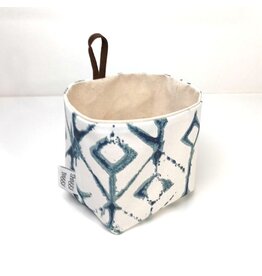 Shaggy Medium Bucket