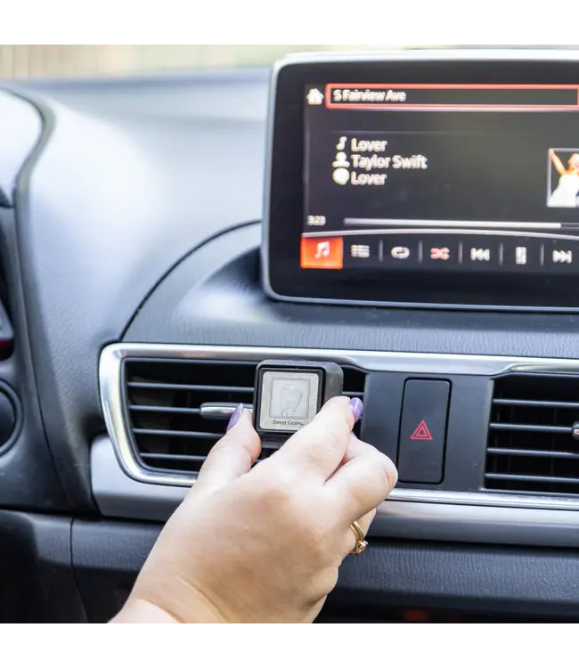 Sweet Grace Auto Vent Clip