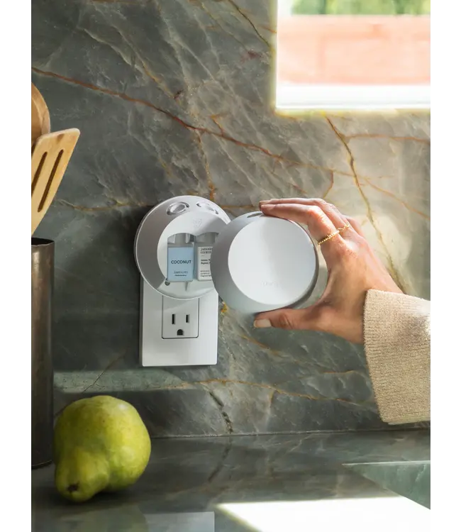 Pura 4 Smart Fragrance Diffuser