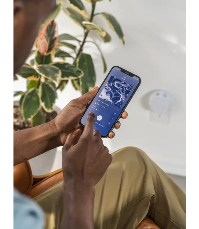 Pura 4 Smart Fragrance Diffuser