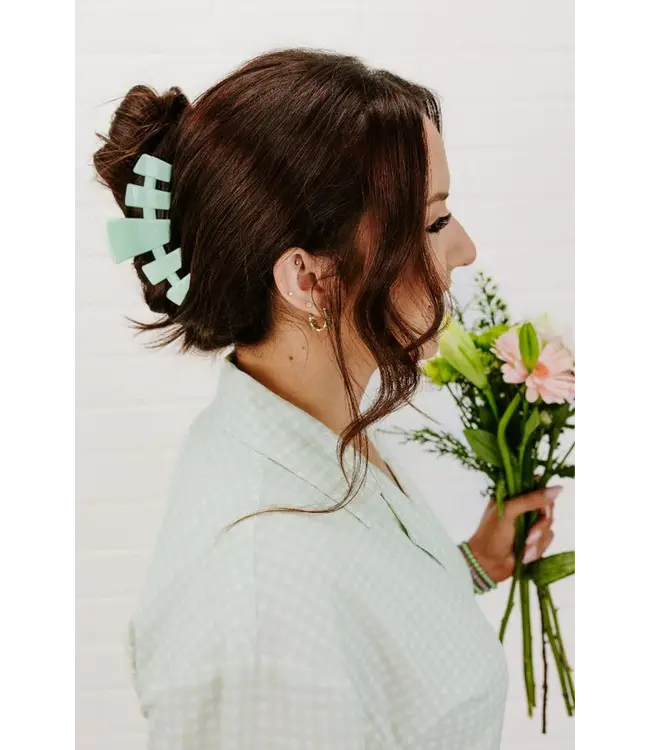 Classic Mint to Be Large Hair Clip