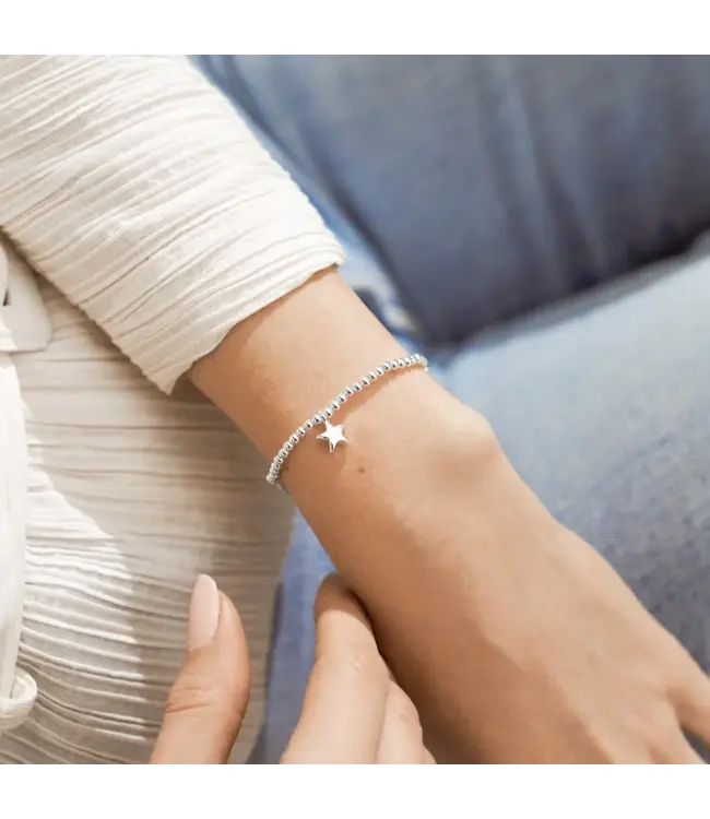 A Little 'Graduation' Bracelet