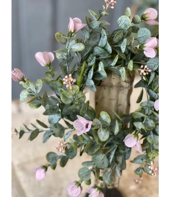 Folklore Florets Pink Candle Ring