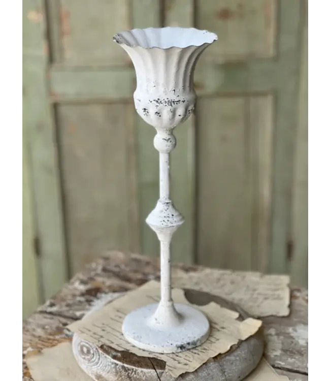 Small Cream Fluted Holder
