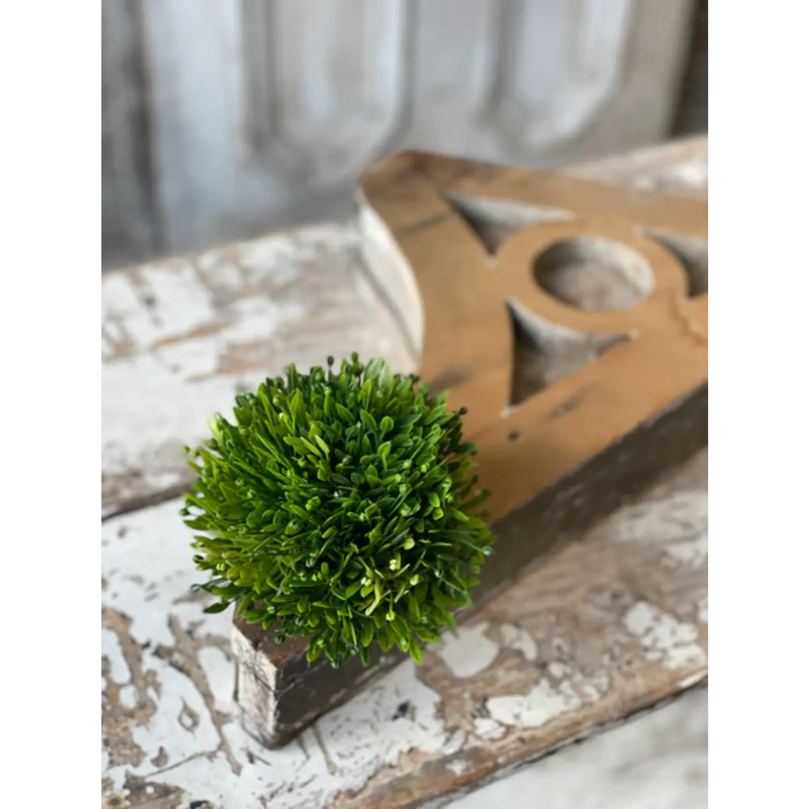 Small Seed Head Half Sphere