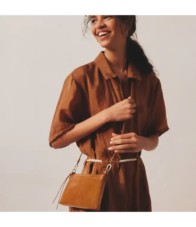 Hobo Darcy Crossbody Truffle