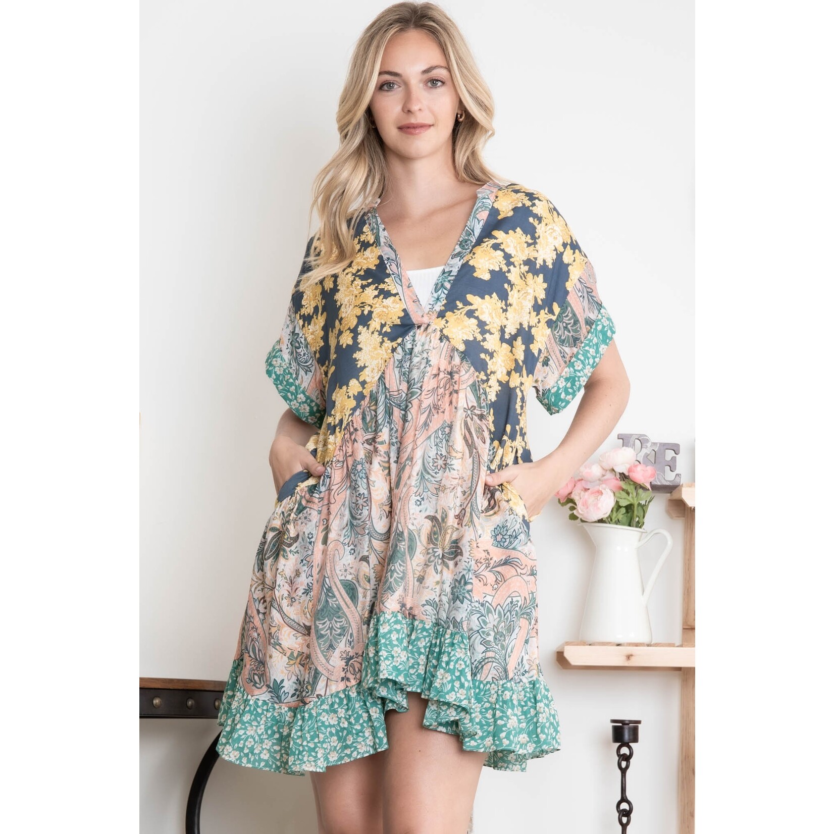 BlueVelvet Christina Navy Paisley Dress