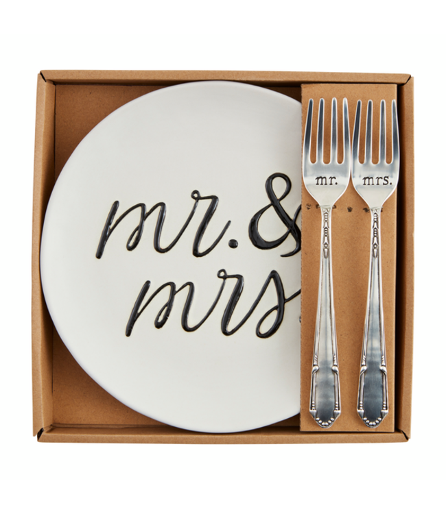 Mr. And Mrs. Cake Plate Set