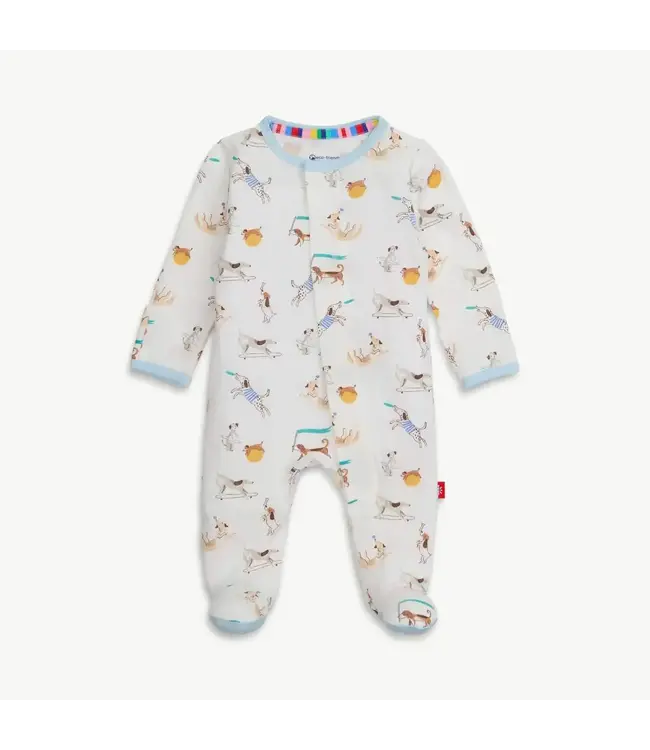 Howlarious Magnetic Footie