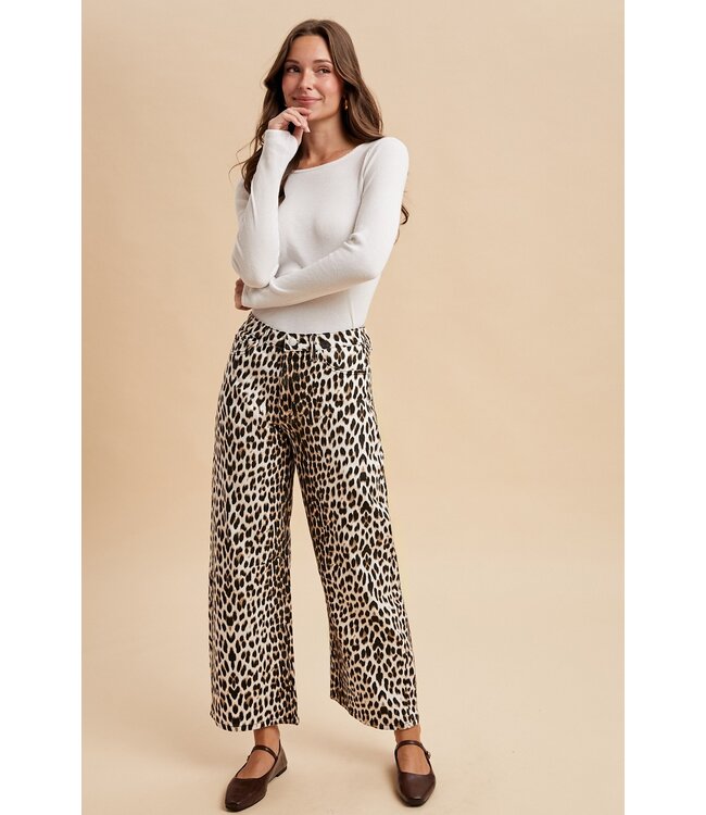Jannie Leopard Printed Barrel Leg Jean
