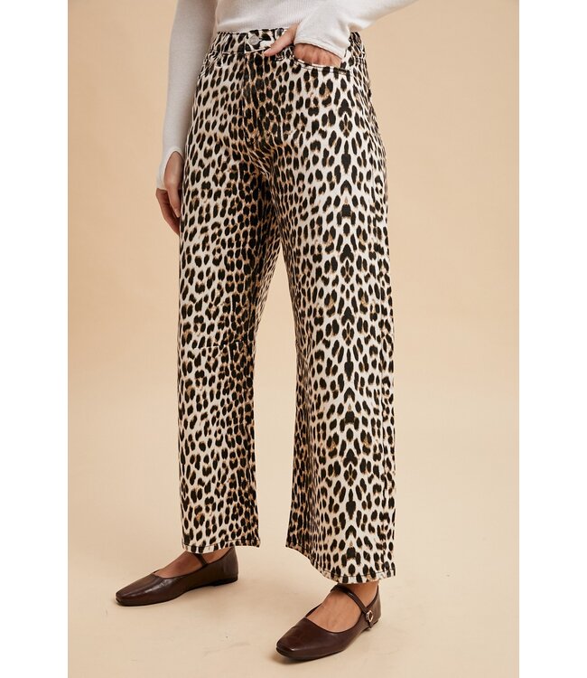 Jannie Leopard Printed Barrel Leg Jean