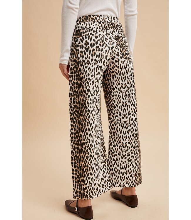 Jannie Leopard Printed Barrel Leg Jean
