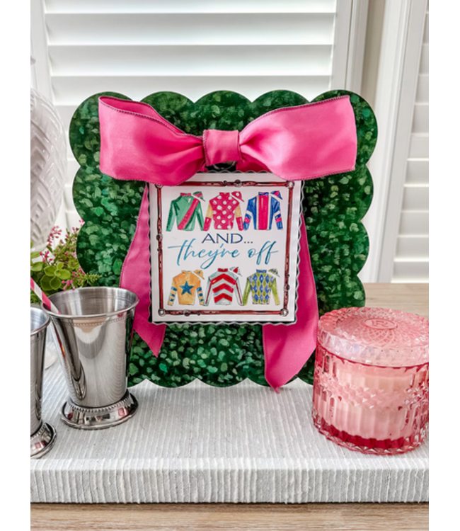 Round Top Mini "And They're Off" Print